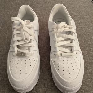 Nike Air Force 1 Sage Low